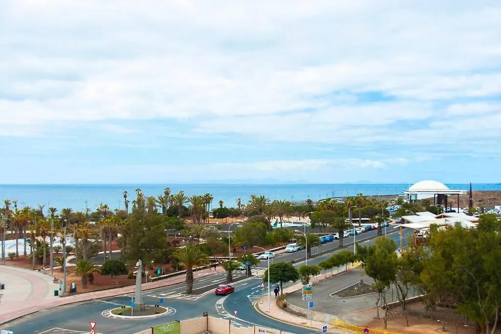 Apartment Arrecife Luxury Beach